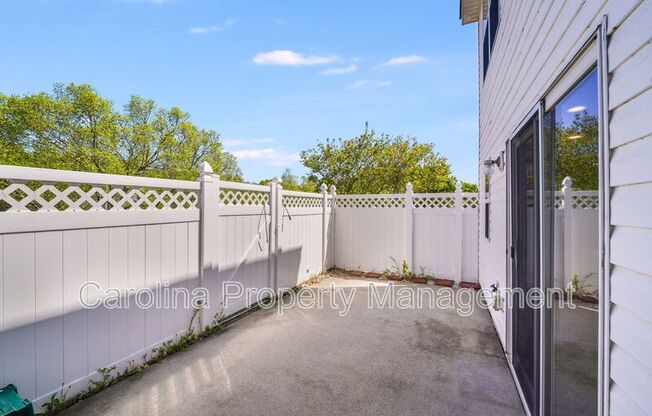 17125 GREENLAWN HLS CT