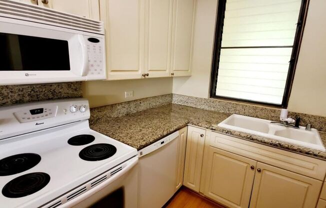 $3,100 - Mauna Luan Condo @ 521 Hahaione Street #14F- 1-bed/1-bath/1-parking