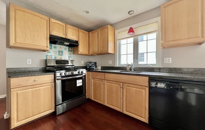 1005 TRAPELO RD