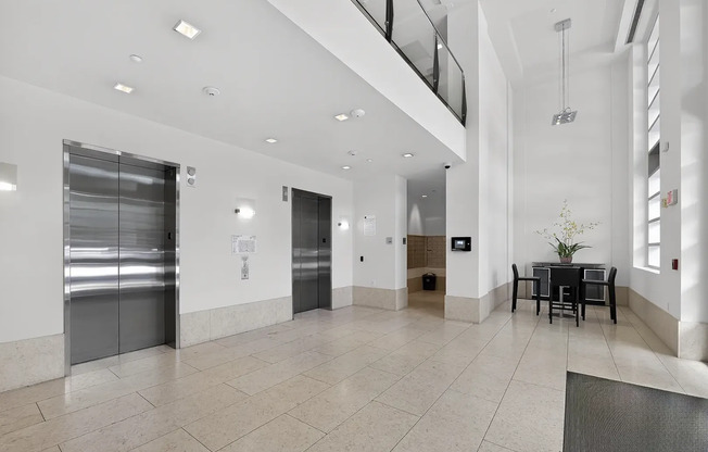 Prime Oakland 1-Bed Condo w/ Resort-Style Amenities & Utilities Included