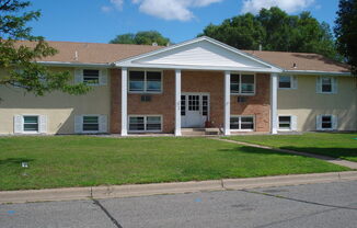 705 E 3rd St #1