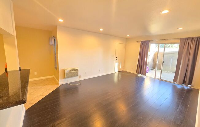 1 bed, 1 bath, $2,195, Unit # #E 01