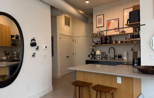 2 beds, 2 baths, 900 sqft, $2,395, Unit 3E