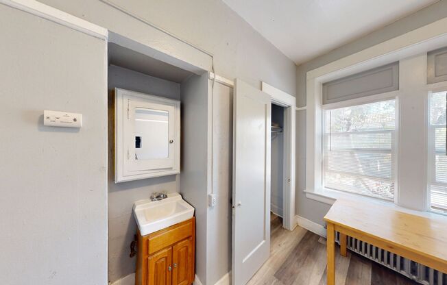 Studio, , 118 sqft, $1,100, Unit 6