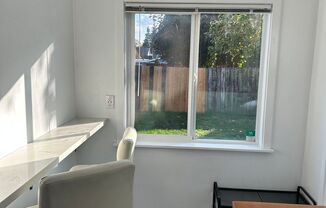 1 bed, 1 bath, $1,400