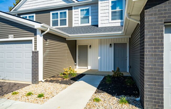 2 beds, 2.5 baths, 1,195 sqft, $1,825, Unit OS1032