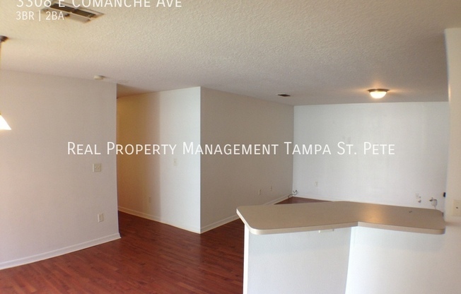 3308 E COMANCHE AVE