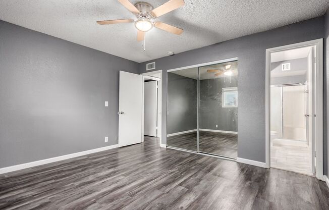 3 beds, 2 baths, $1,450, Unit Unit 184