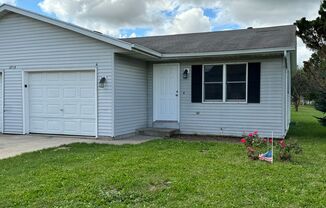 2-Bedroom Duplex Near Prairie Elementary School on Goshen's South Side