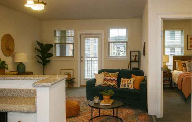 1 bed, 1 bath, 737 sqft, $1,795, Unit 302