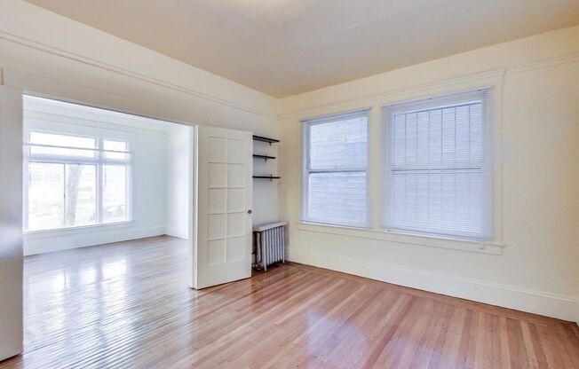 1112 LARKIN ST