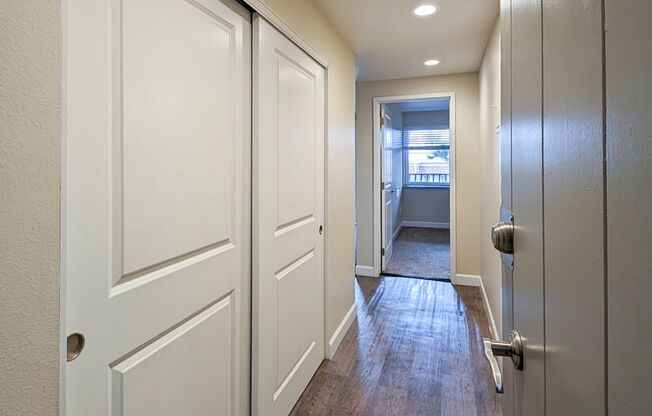 1 bed, 1 bath, 627 sqft, $1,420, Unit 306