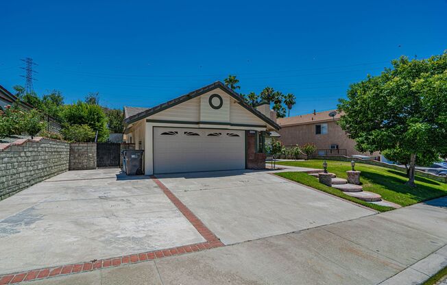 COMING SOON! Single Story 3 Bedroom in Mountain View!