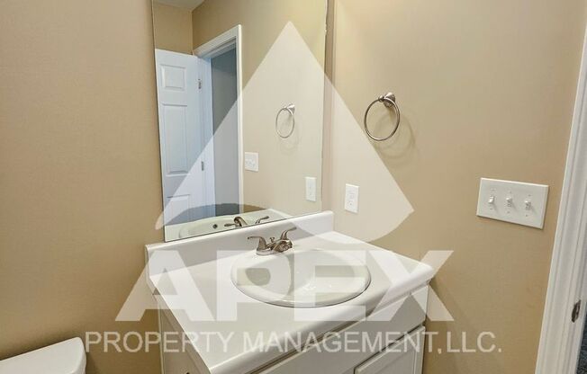 2 beds, 2.5 baths, $1,750, Unit 603