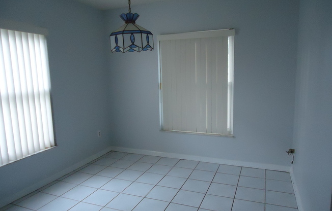 1613 Little River Dr Orlando FL 32807