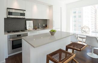 3 beds, 2 baths, 1,072 sqft, $9,500, Unit 8P
