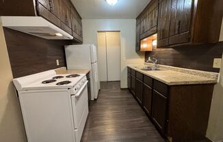 1 bed, 1 bath, 640 sqft, $895, Unit 105