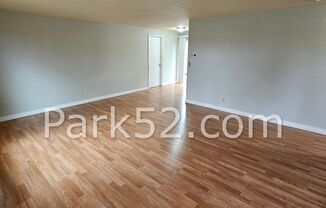 2 beds, 1 bath, $1,900, Unit 2503