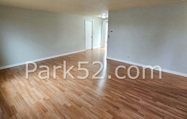 2 Bedroom Duplex in University Place