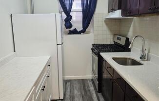 3 beds, 1 bath, 1,000 sqft, $3,400, Unit 1