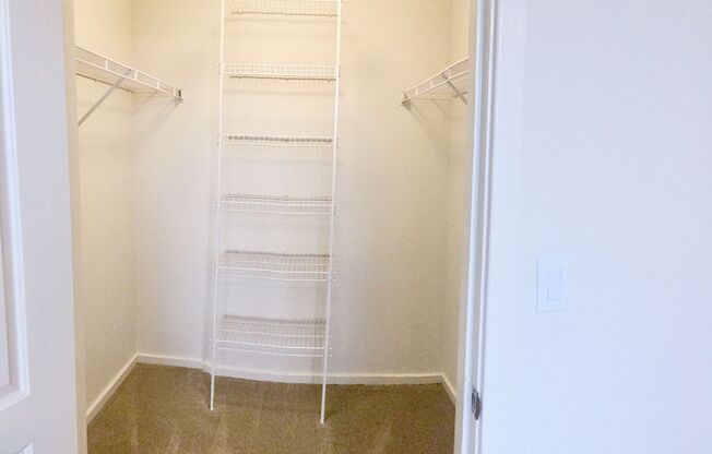 1 bed, 1 bath, 685 sqft, $1,450, Unit 304