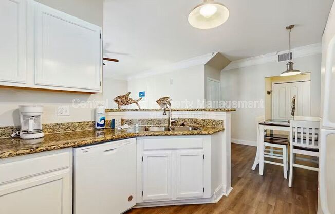 5002 MANGROVE ALY
