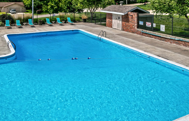 Olympic sized swimming pool at Club at Highland Park Apartments, Omaha, NE