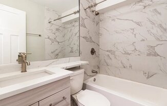 445 W Barry Ave