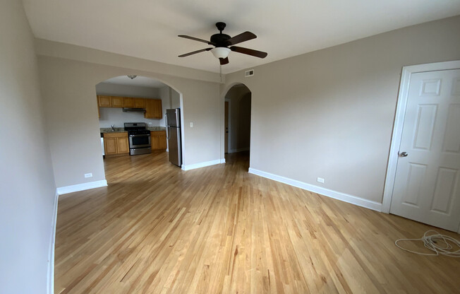 894 Green Bay Road
