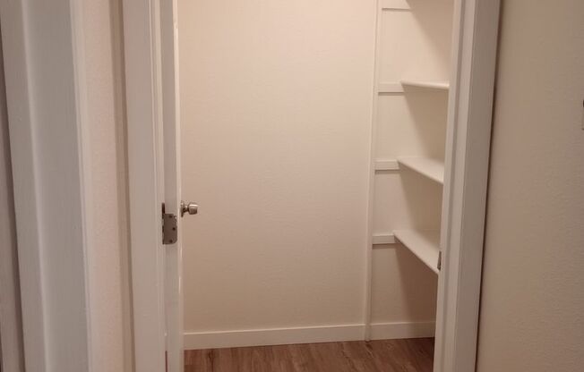 2 beds, 1 bath, 836 sqft, $1,395, Unit 1