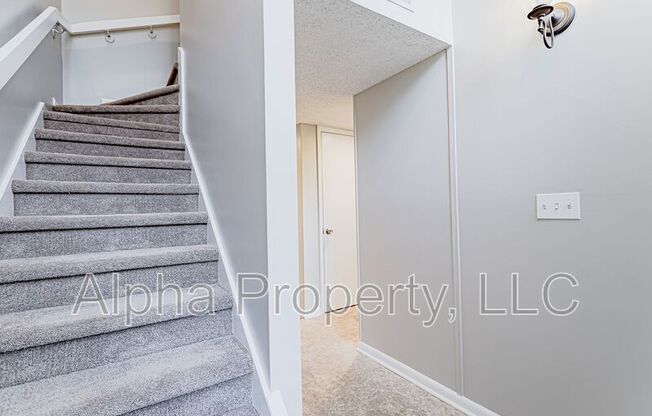 28 BRIARGLEN PL