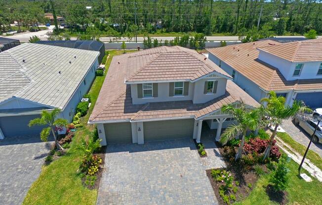 453 BANEBERRY CT