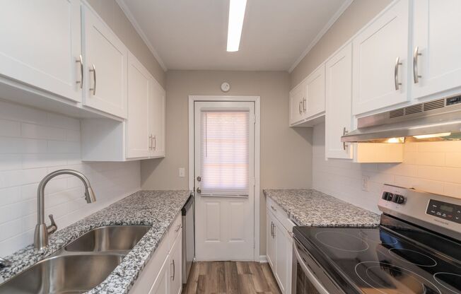 1 bed, 1 bath, 540 sqft, $845, Unit 1604 Johns Road Unit B