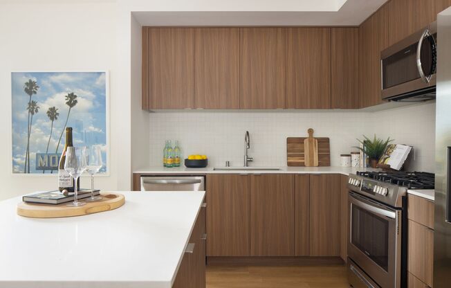 1 bed, 1 bath, 715 sqft, $3,900, Unit 216