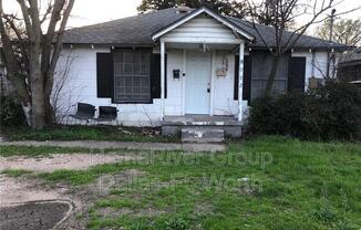2503 S Vernon Ave