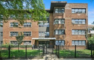 7801 S South Shore Dr