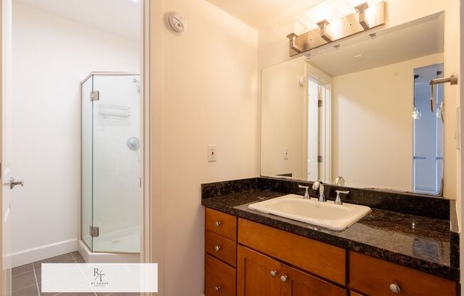 2 beds, 2 baths, $3,500, Unit APARTMENT 533