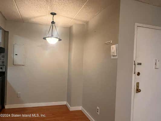 1 bed, 1 bath, 900 sqft, $1,750, Unit 2E