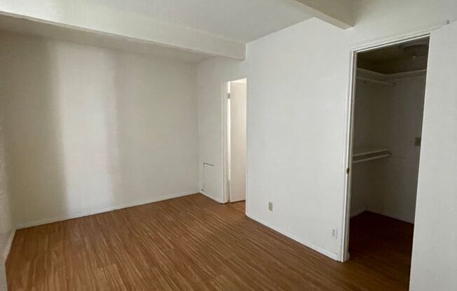 2 beds, 2 baths, $4,000, Unit A