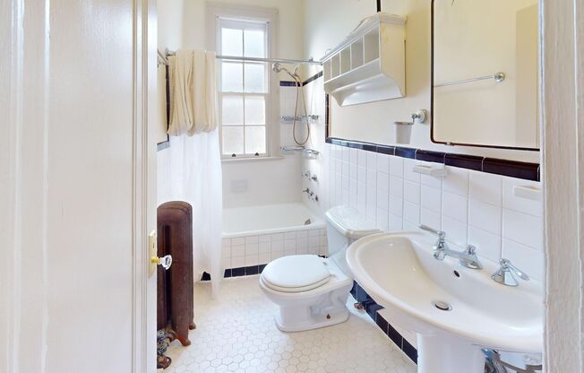 2 beds, 1 bath, $3,250, Unit Unit 301