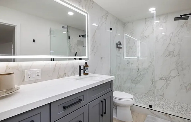 1 bed, 1 bath, $2,100, Unit # 1043