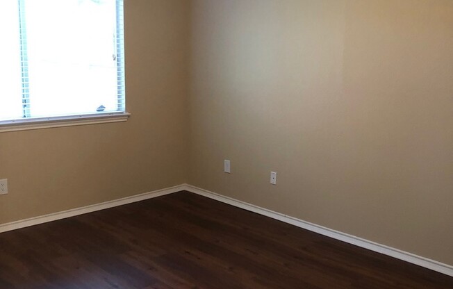 3 beds, 2 baths, 1,203 sqft, $1,950, Unit 11620B