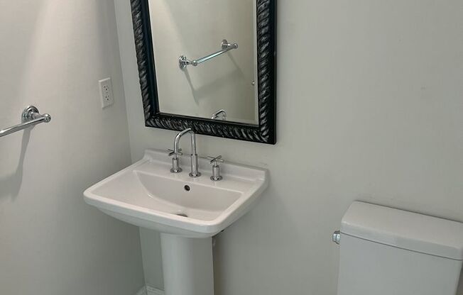 2 beds, 2 baths, 1,310 sqft, $3,450, Unit Latitud on the River - Unit #2301