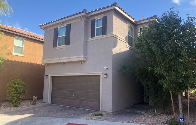 3 beds, 2.5 baths, $1,995