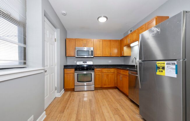 6235-45 S. Martin Luther King Dr.
