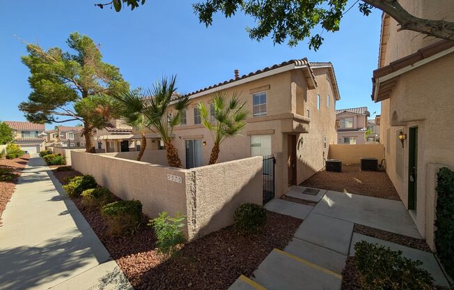 2 bedroom Gated Community on LV BLVD