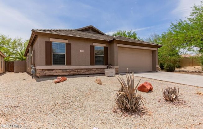 Welcome to your perfect 3 Bedroom plus a Den home with great community amenities!!