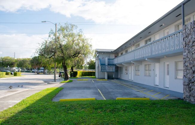 AVAILABLE NOW: For Rent - 1/1 Apartment for $1650 near Miami International Airport