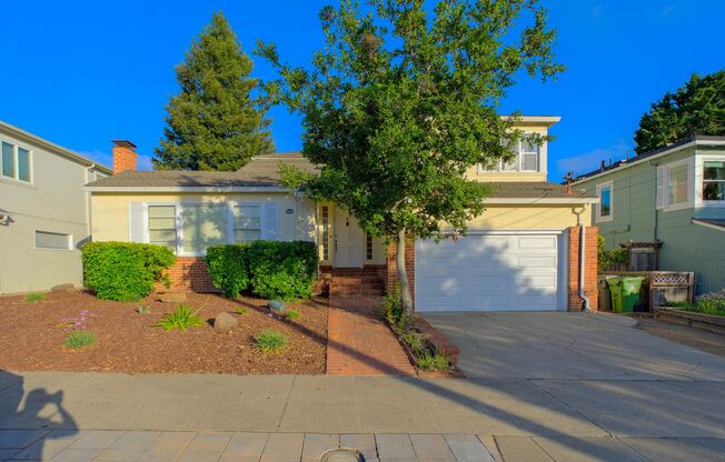 Piedmont Pines charming 3 Bedroom available now.