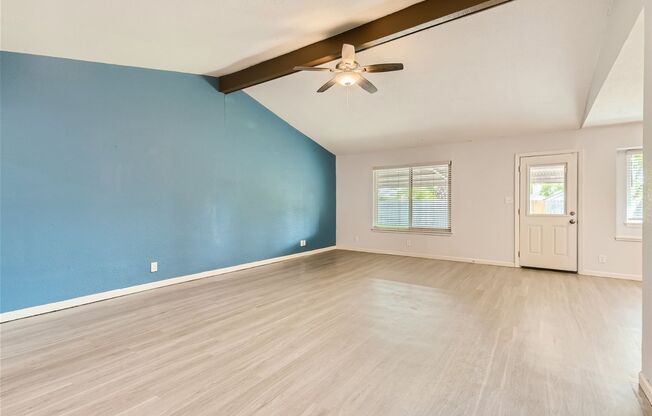 Stunning 4 bedroom for rent, mature trees, large covered patio!
